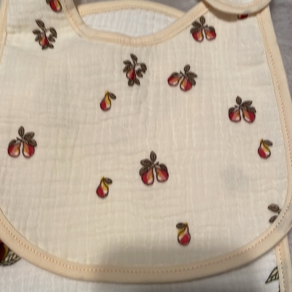 Set of 8 NIB baby bibs - Picture 5 of 12